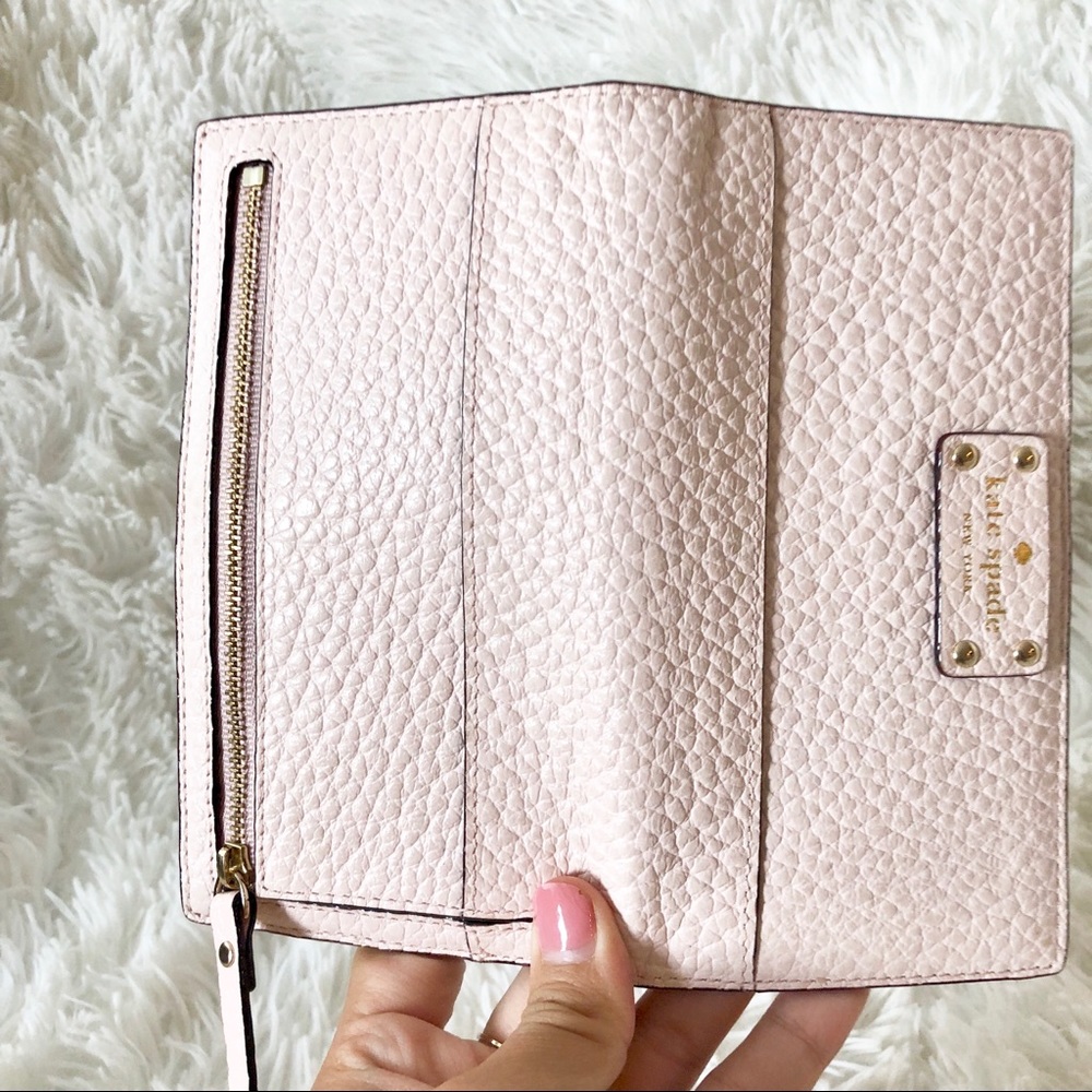 Kate Spade- soft pink Cameron st wallet - Picture 3 of 8